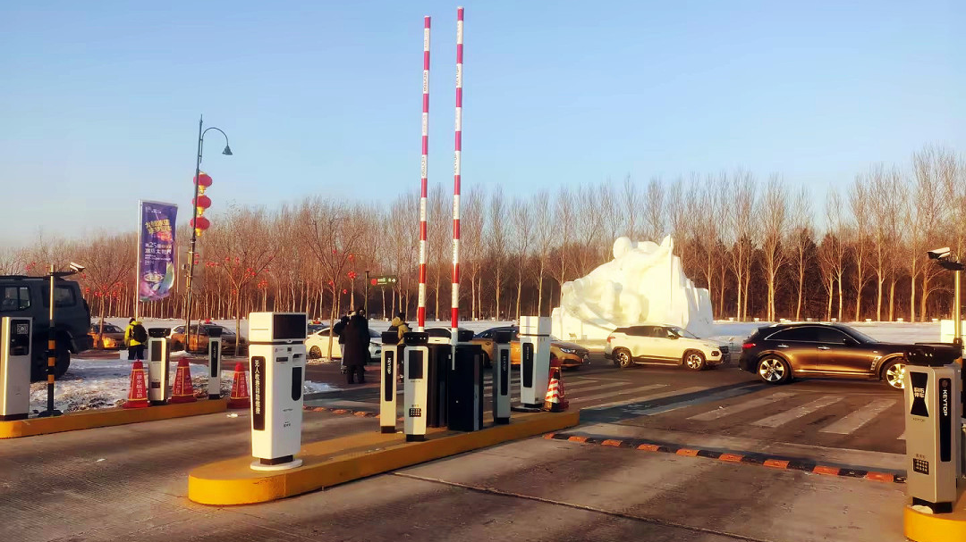 “爾濱”強勢出圈,科拓智慧停車助力多個景區(qū)迎接“八方來客” “爾濱”強勢出圈,科拓智慧停車助力多個景區(qū)迎接“八方來客”
